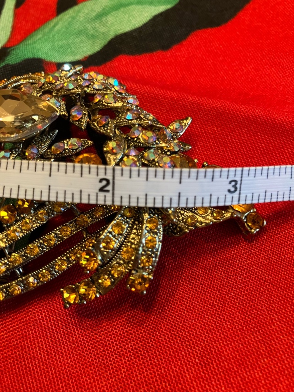 VINTAGE RHINESTONE BROOCH AND CRYSTAL BRACELET 3 1/4” - Picture 11 of 16